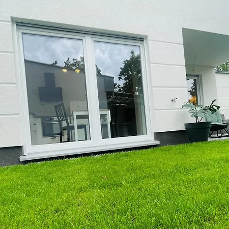 Zentrale Neubauwohnung In