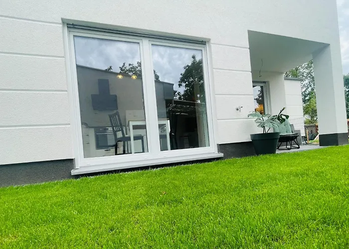 Zentrale Neubauwohnung In